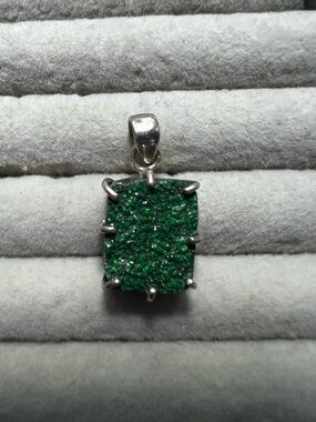 Green Uvavorite in matrix Rectangle Pendant Necklace - Elegant Silver Setting